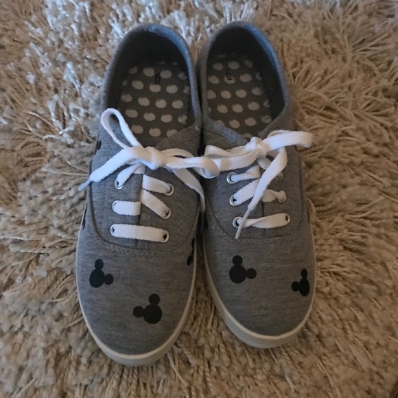 Mickey Mouse Shoes - Picture 3 of 5